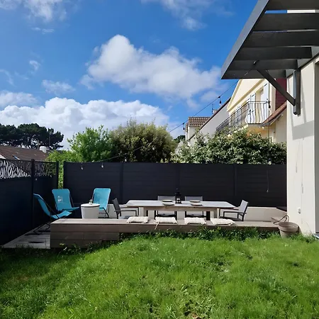 Casa de Férias Moderne A 1km De La *